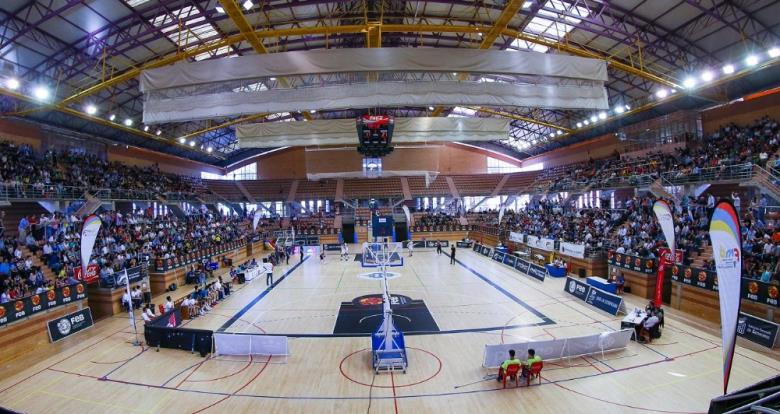 LLAMAMIENTO POR EL BALONCESTO DE ÉLITE EN BADAJOZ