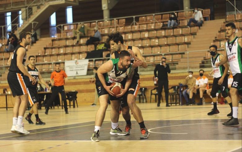 MARISTAS SORPRENDE A ADC Y CIVITAS PACENSIS ROZA EL TRIUNFO EN SUS DOS ENCUENTROS