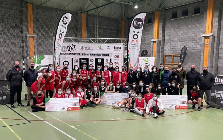 CELEBRADA CON ÉXITO LA II 'COPA BALONCESTO Y MUJER