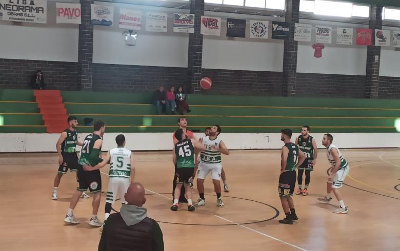 Imagen del choque entre UB Almendralejo y Electromercantil Plasencia (cedida por UB Almendralejo)