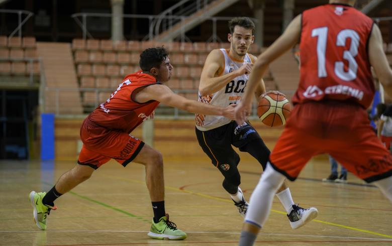 Unión Baloncesto cosechó su primera derrota de la temporada contra Civitas BB