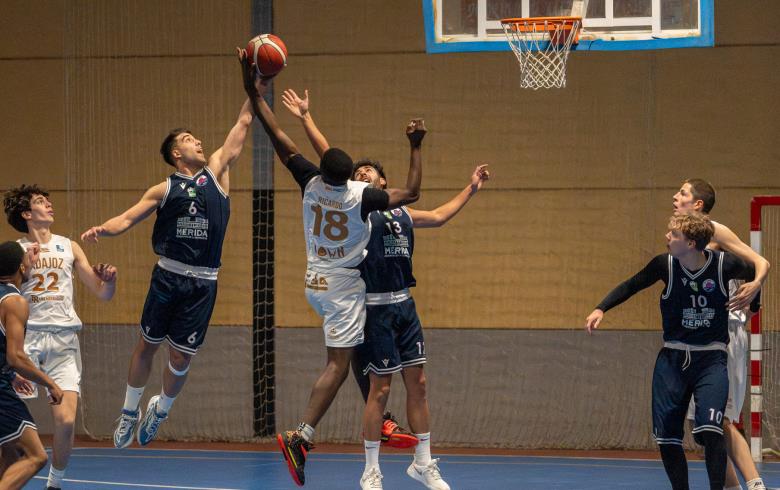 PRIMERA MASCULINA RETOMA SU ACTIVIDAD CON VISTAS A LA COPA