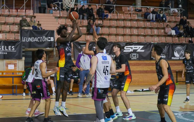 ALTER ENERSUN AL-QÁZERES SE LLEVA EL DERBI Y SAN ANTONIO EL LIDERATO EN PRIMERA FEMENINA