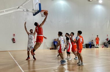 Escayolas Paco ADC Baloncesto y BB Baloncesto Badajoz cierran el año como colíderes