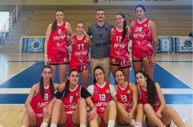 El MF Renovables Al-Qázeres se lleva el derbi ante el Baloncesto Badajoz 
